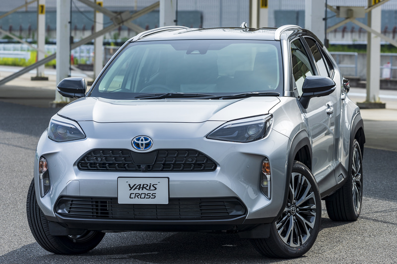 Yaris suv hybrid deals 2020